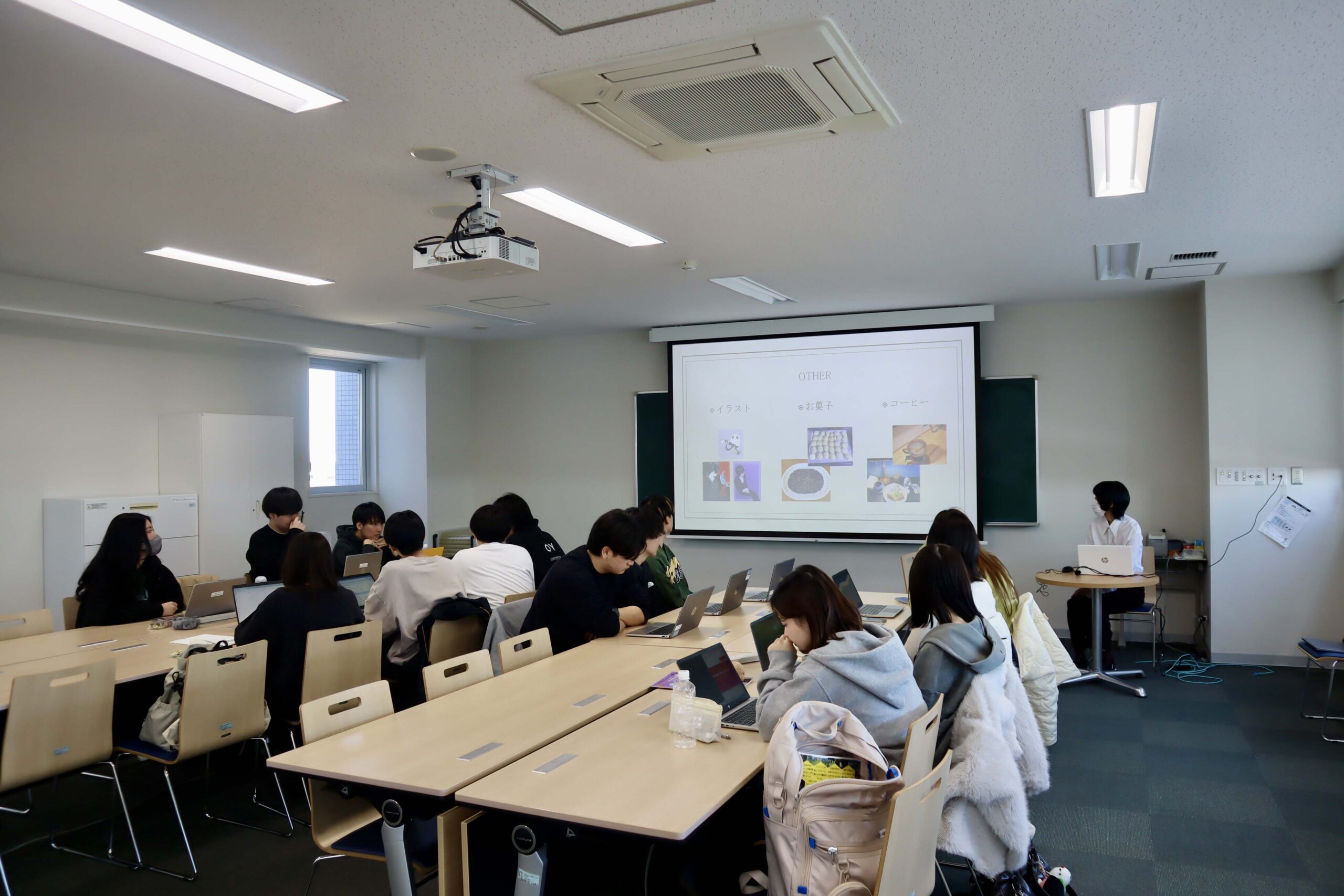 4年生の自己紹介プレゼン。