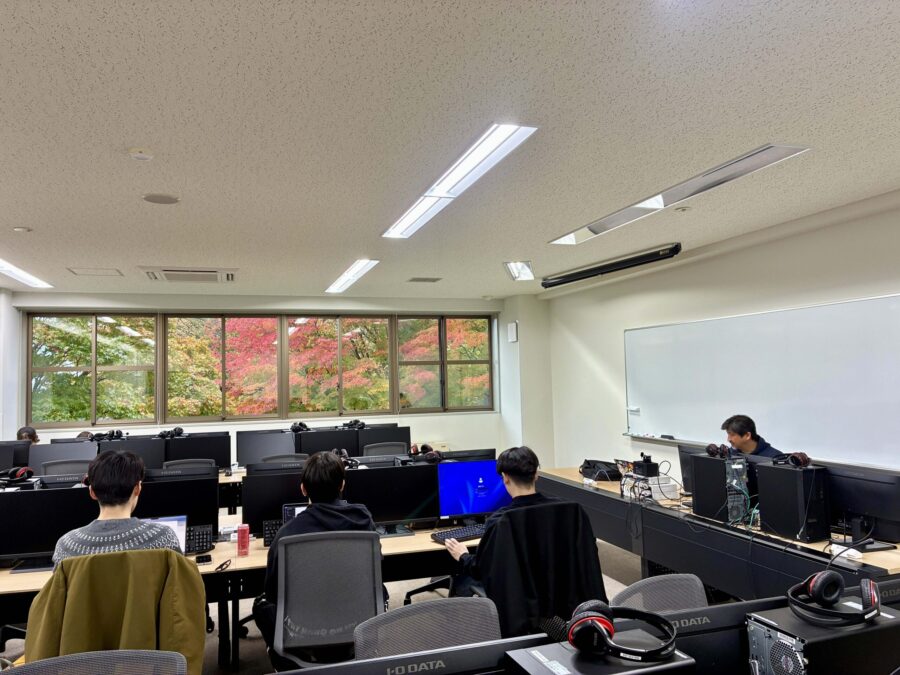 深まる秋と、PHPとの格闘。