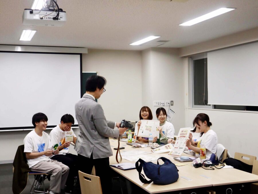 取材、打ち合わせ、そしてまた取材。盛りだくさんのゼミ