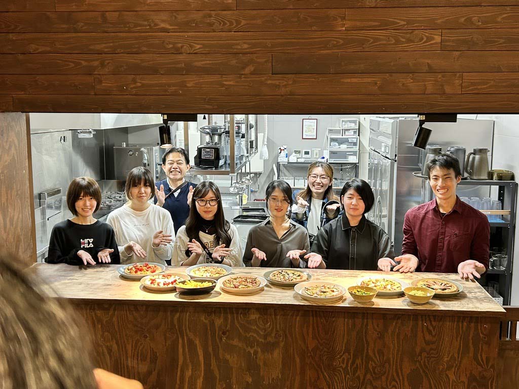 地域や企業との連携を通じた 実践的な作品づくりのイメージ